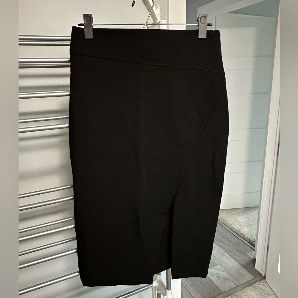Black BarIII Pencil Skirt with slit